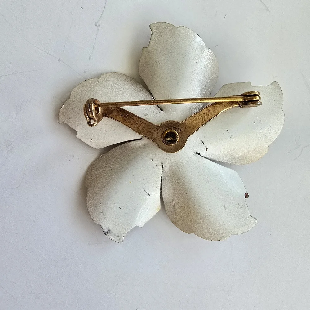 Vintage Pink Enamel Brooch Floral Metal Pin Flower Jewelry